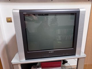 TV Sony WEGA 32 + Mueble Original