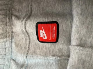 Nike Tech Fleece Shorts Talla L Gris