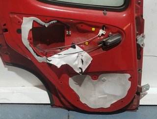 PUERTA TRASERA IZQUIERDA PEUGEOT 107