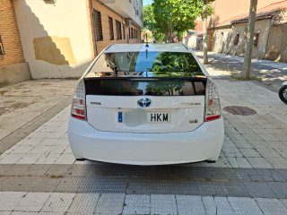 Toyota Prius 2012