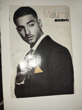 Póster Maluma Bravo