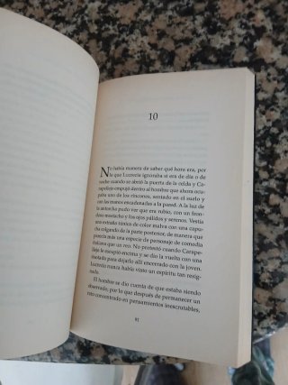 Libro novela Aguila Roja