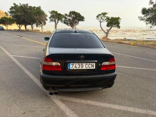 BMW 320d  2002
