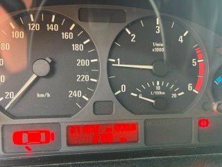 BMW 320d  2002