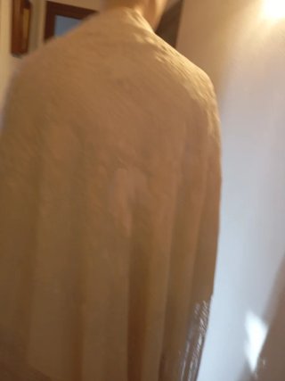 Mantón de Manila bordado a mano seda marfil clarit