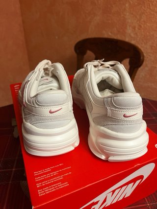 Nike AL8 Beige/Rosa