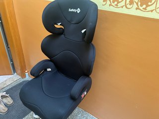 Silla de coche Safety 1st negra