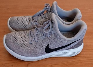Zapatillas Nike Flyknit 2 Gris
