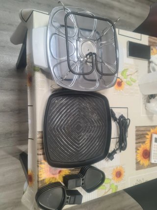 Plancha Eléctrica Tefal con Accesorios