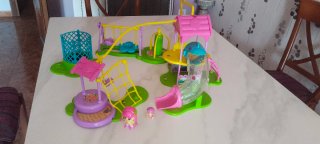 Juegos infantiles Pinypon y casas