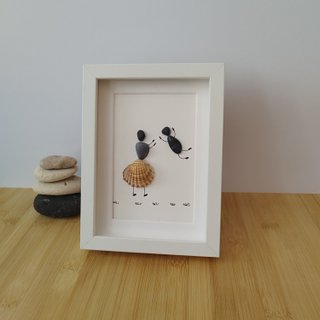 Cuadro artesanal Bailarina y niño Pebble Art