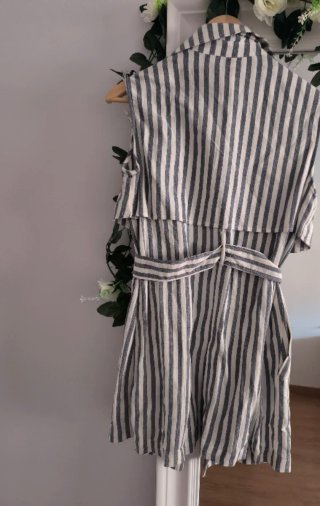 Chaleco rayas lino Stradivarius Talla M