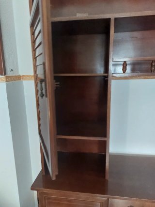 Mueble de salón de madera