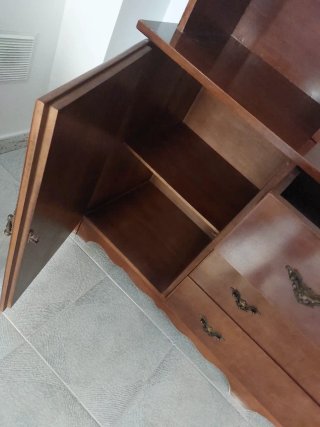Mueble de salón de madera