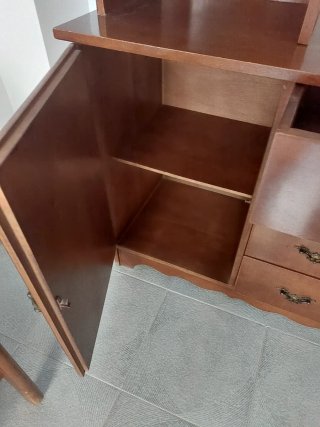 Mueble de salón de madera