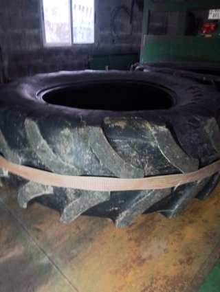 Ruedas delanteras tractor Firestore