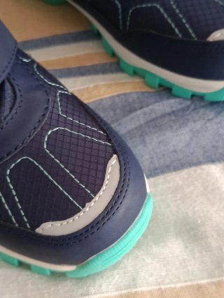 Botas niño azul marino y verde 33