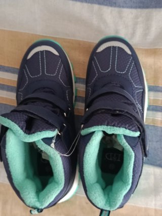 Botas niño azul marino y verde 33