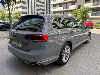 Volkswagen Passat 2022