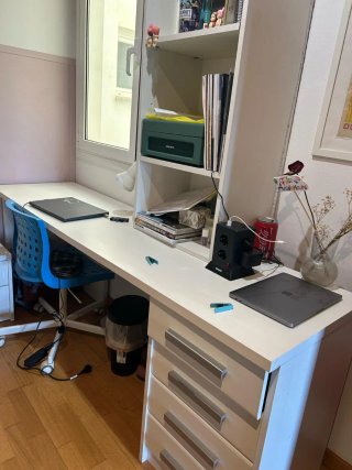 Escritorio y Estantería Blanco