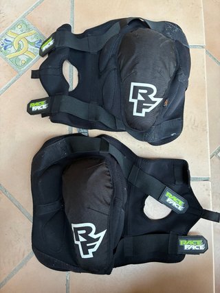Rodilleras Race Face Ambush D30