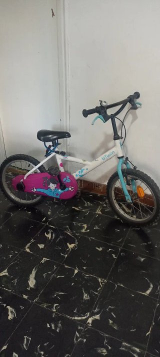 Bicicleta infantil niña BTWIN casi nueva