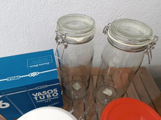 Lote cocina: 2 tarros cristal, 1 tupper, caja vaso