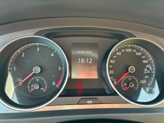 Volkswagen Golf VII