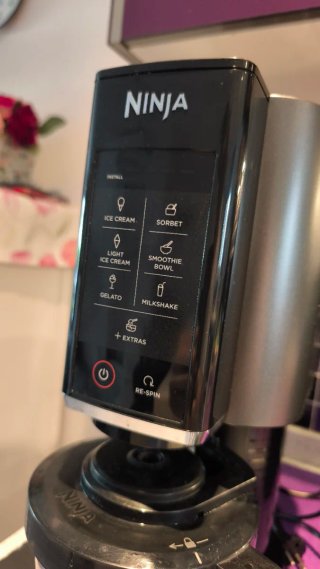 Heladera Ninja Creami NC300EU + 4 Vasos