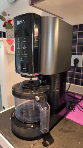 Heladera Ninja Creami NC300EU + 4 Vasos
