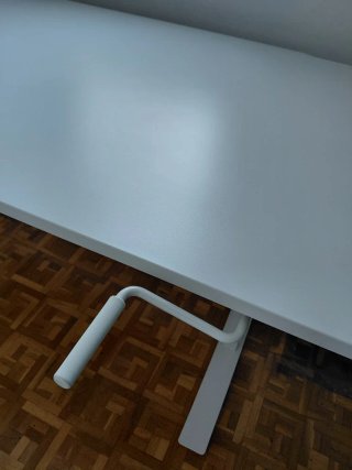 Escritorio elevable IKEA TROTTEN 160x80cm