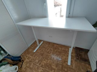 Escritorio elevable IKEA TROTTEN 160x80cm