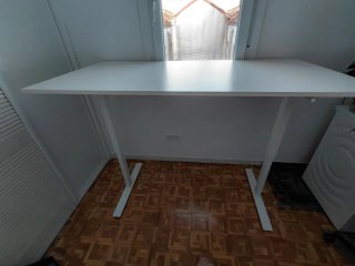 Escritorio elevable IKEA TROTTEN 160x80cm