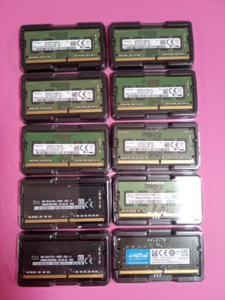 10 MEMORIE RAM 10x4GB = 40GB DDR4 2.400MHz PORTAT