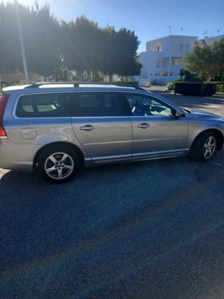 Volvo V70 2015