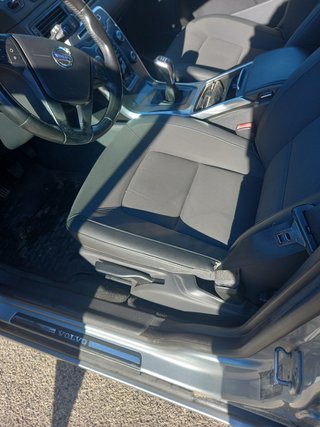 Volvo V70 2015