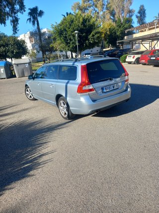Volvo V70 2015