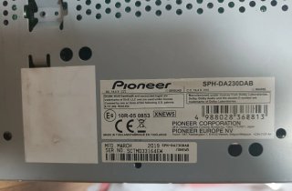 Radio Pioneer SPH-DA230DAB 7"