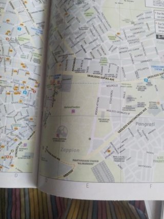 Guía de atenas como pista para sorpresa de viaje