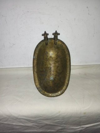 Antigua jabonera bronce macizo bañera