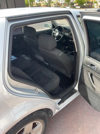 Volkswagen Golf 2000