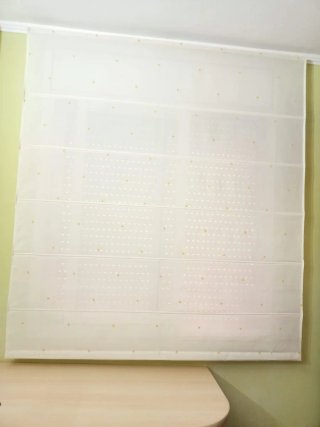 Estore blanco y estrellitas