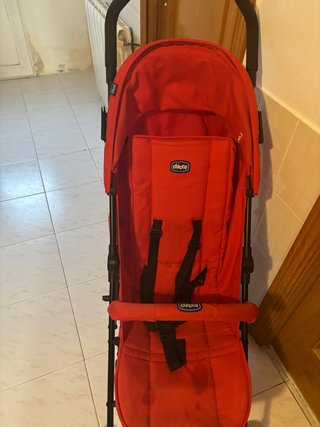 Silla de paseo Chicco roja