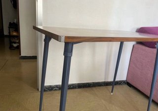 Escritorio madera y metal