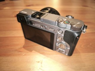 Sony Alpha a6000 + Accesorios