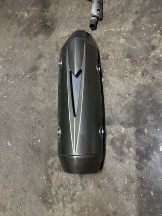 Kymco Superdink 300 escape completo