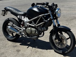 Honda VTR 250.