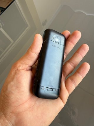 Nokia C5 (metallo) - Funziona perfettamente + Caricatore