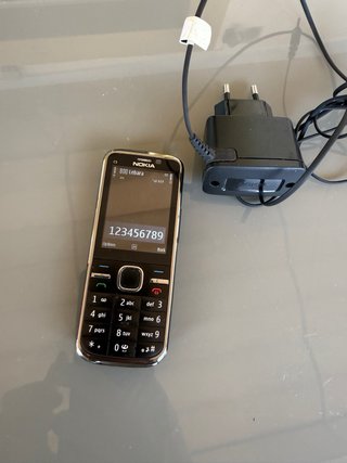 Nokia C5 (metallo) - Funziona perfettamente + Caricatore