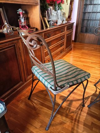 Conjunto de Mesa y 4 Sillas Hierro Forjado.